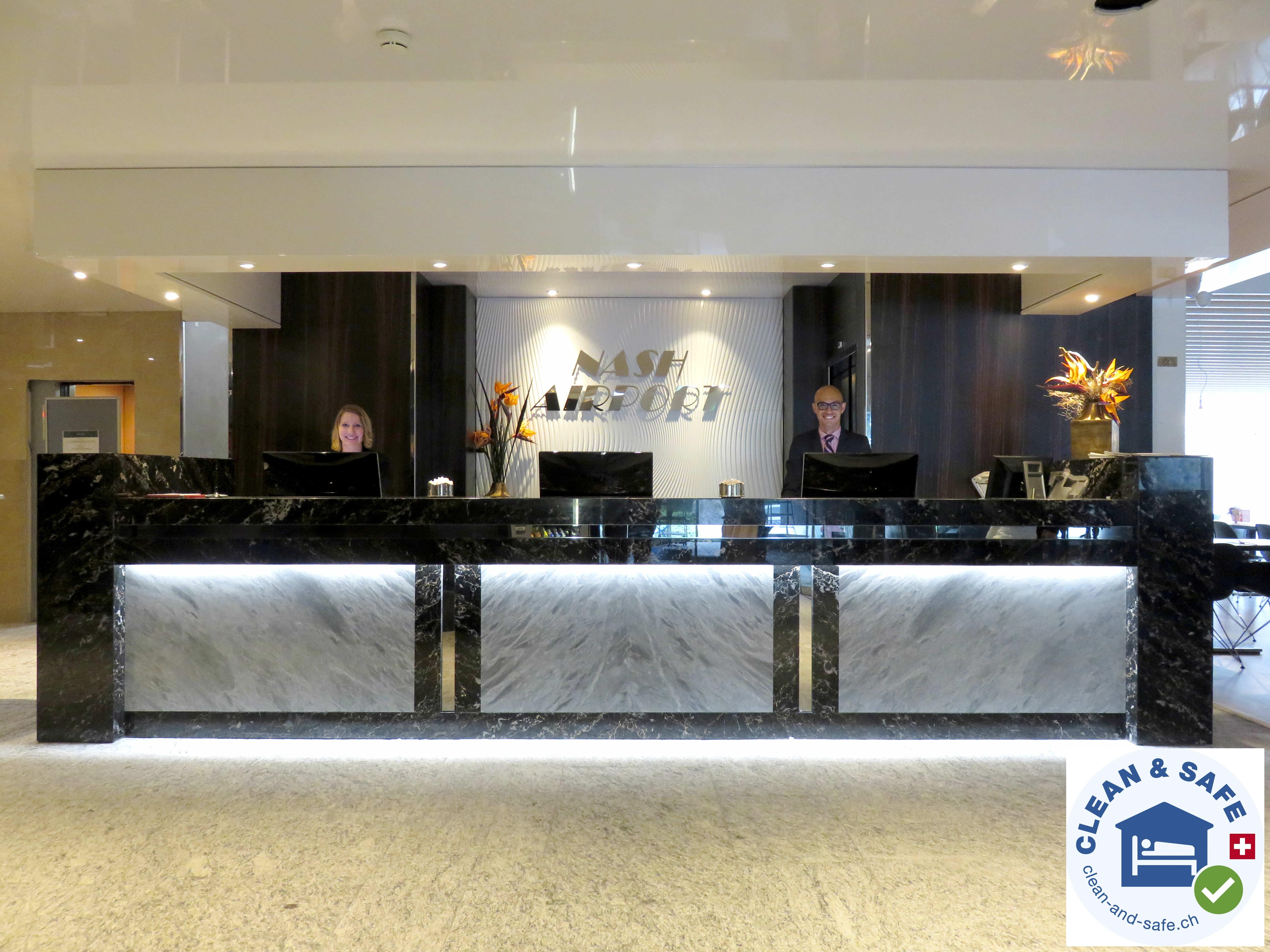 纳什机场酒店 Meyrin 外观 照片 Reception desk of the hotel